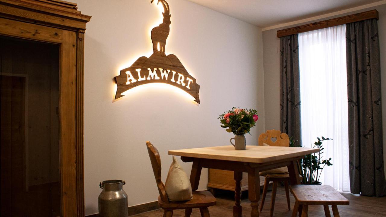 Hotel Almwirt Haar  Ngoại thất bức ảnh